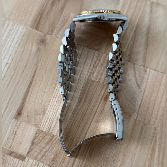 Seiko Presidential Vintage Men’s Watch Two-Tone Bracelet Case Stainless Dial - Picture 9 of 14